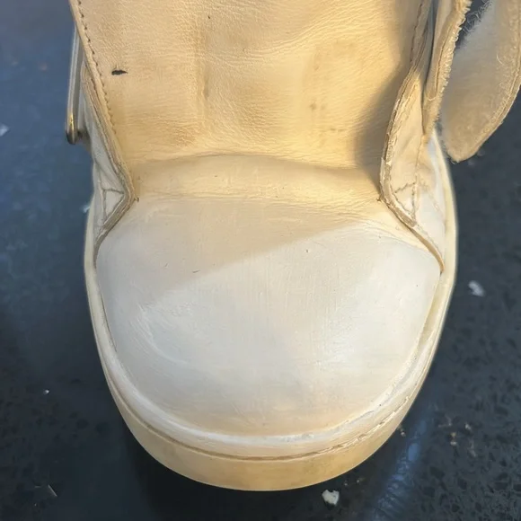 Gucci Kicks - Picture 10 of 16